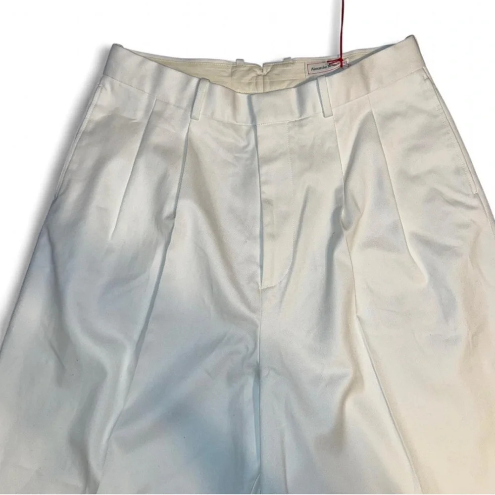 Alexander McQueen oversized cream-white pleated shorts, men’s size IT 50, US 34